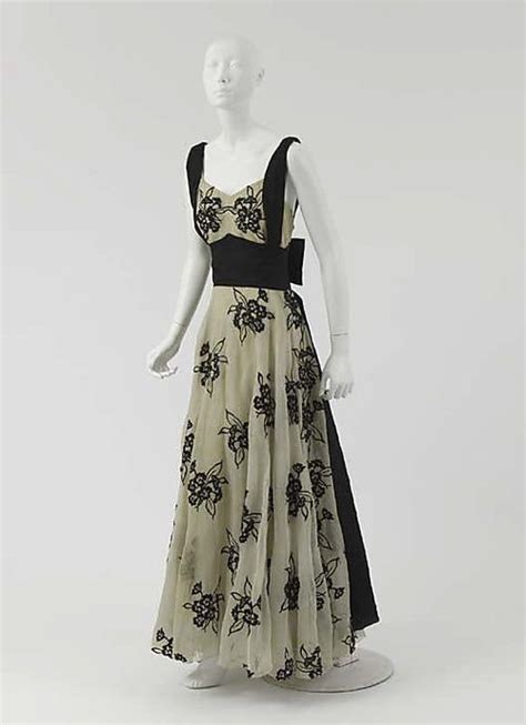 chanel 1937 dress|chanel dresses 1930s.